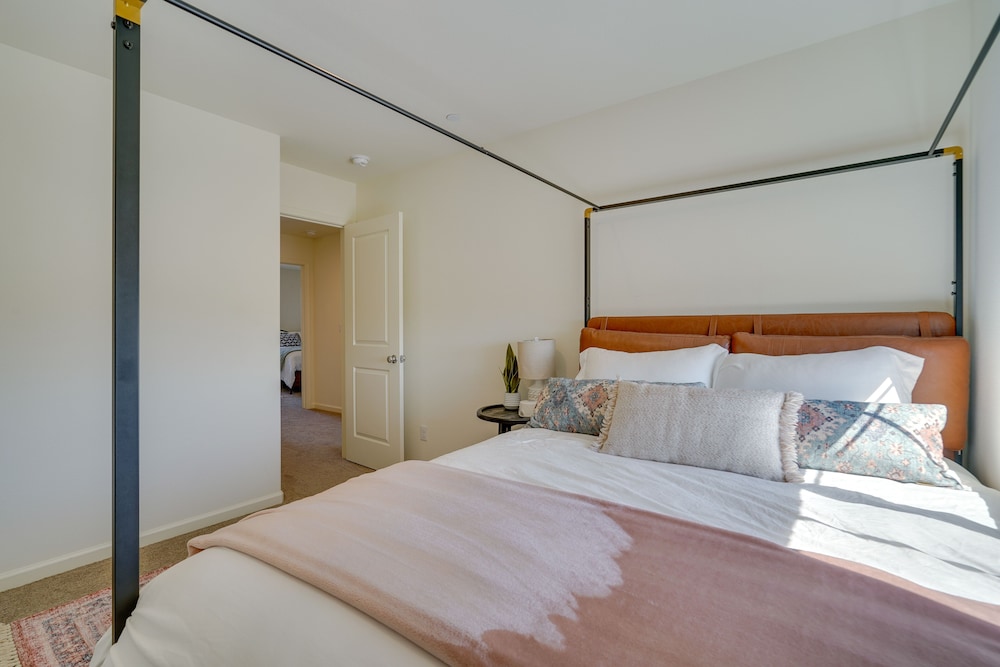 House (4 Bedrooms) photo 2
