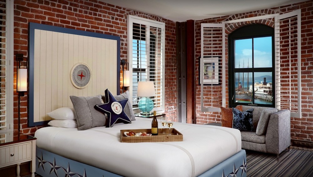 Suite, 1 King Bed, Bay View - Photo 1
