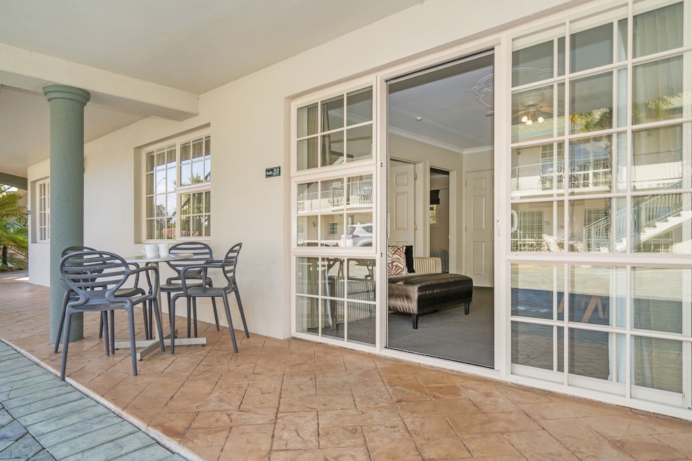 Family Suite, 2 Bedrooms, Private Pool - Photo 8
