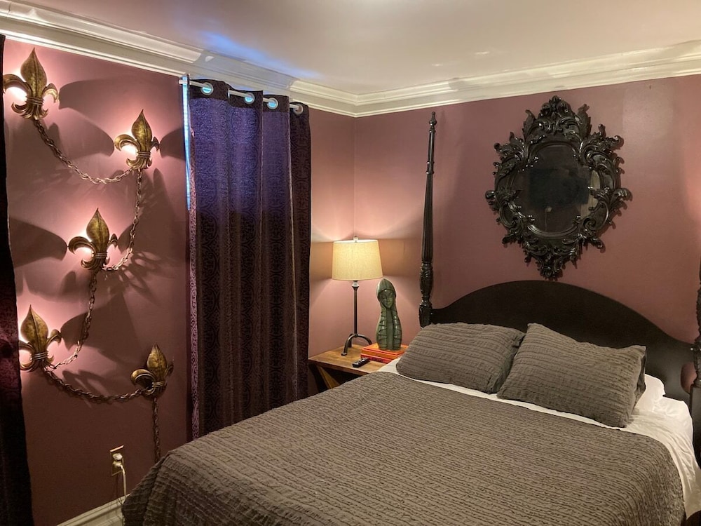 Double Room, Private Bathroom (Venetian)