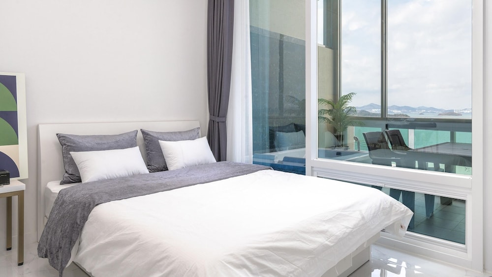 Basic Room, 1 Bedroom (1F wide terraceroom (101)) - Photo 6