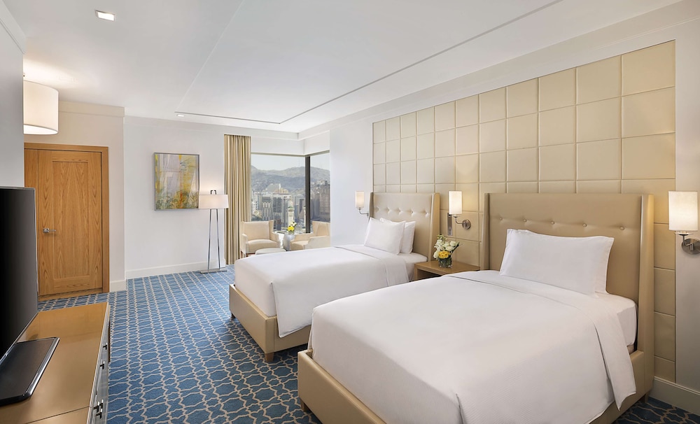 Suite, 2 Twin Beds, Non Smoking (Amiri, Haram View)