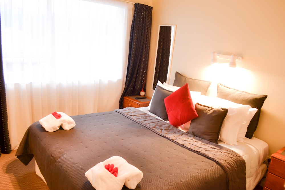 Family Suite, 2 Bedrooms, Non Smoking, Kitchen (Family non-spa)