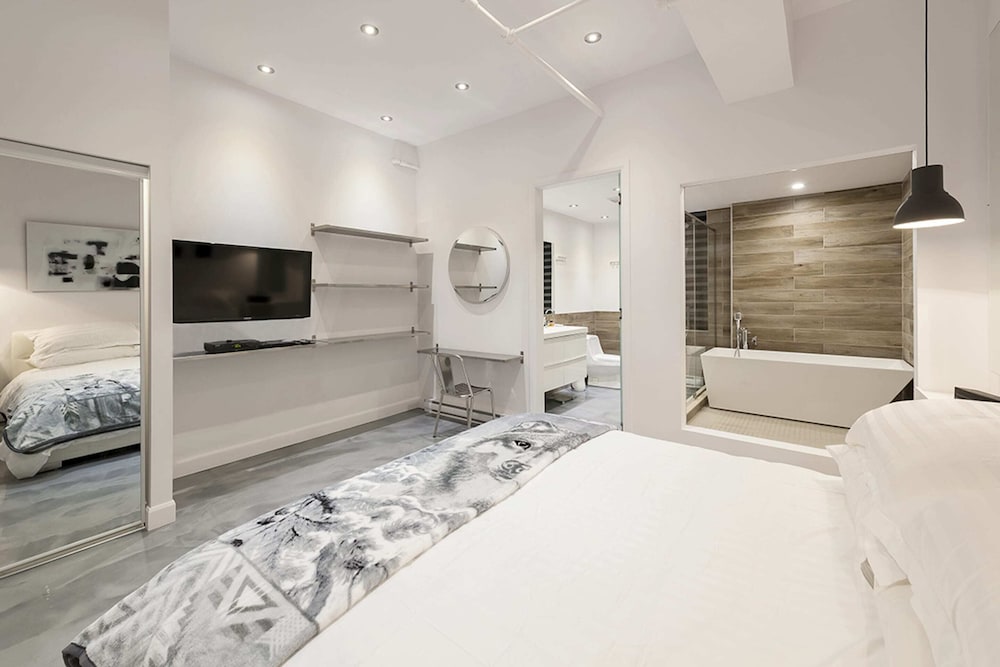 Presidential Loft, 4 Bedrooms, Non Smoking (Private 4 bedroom Loft 979)