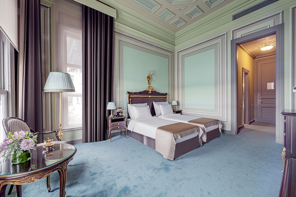 Deluxe Double or Twin Room, Sea View photo 3
