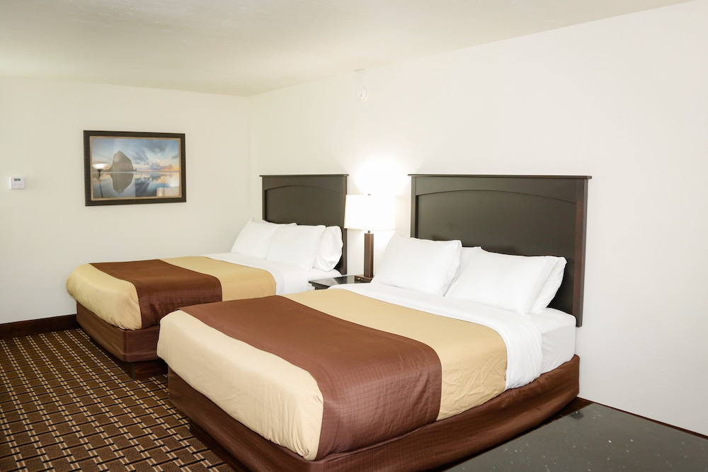 Standard Room, 2 Queen Beds - Photo 3