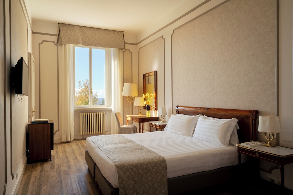 Double Room, 1 Bedroom, Park View - Photo 1