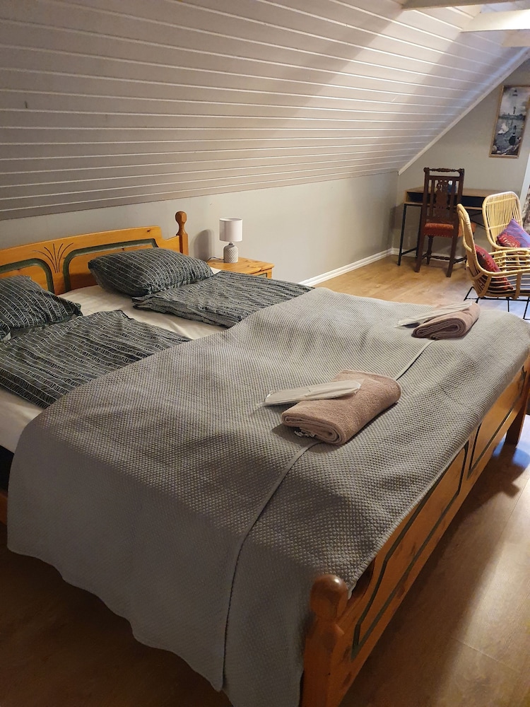 Basic Double Room, Shared Bathroom, Lake View (Grodan) photo 1