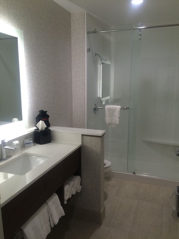 Suite, Multiple Beds photo 2