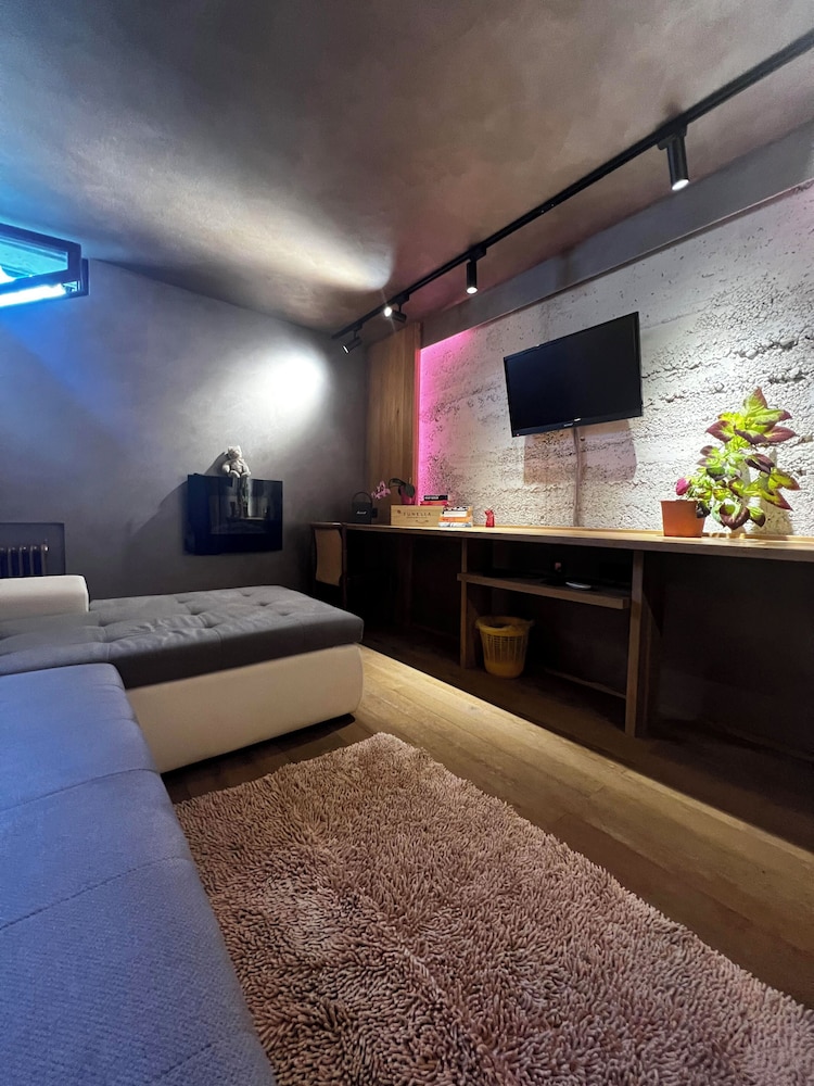 Design Room photo 2