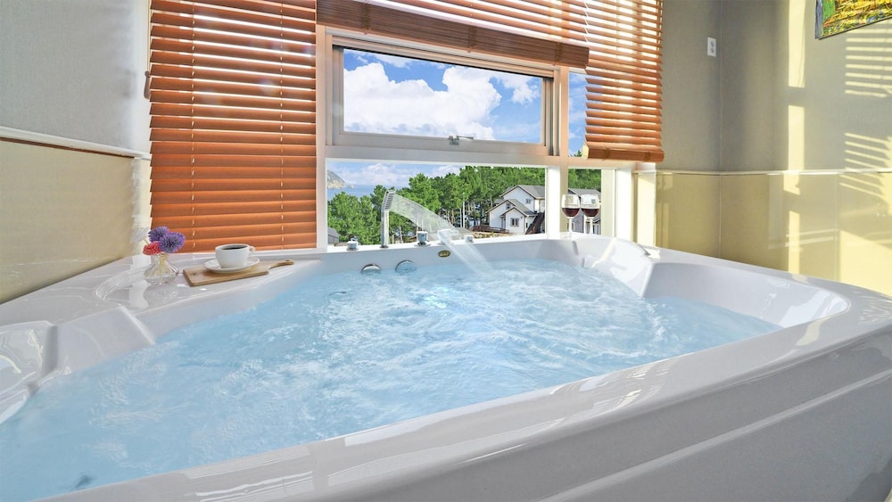 Basic Room, 1 Bedroom (303(SPA)) - Photo 3
