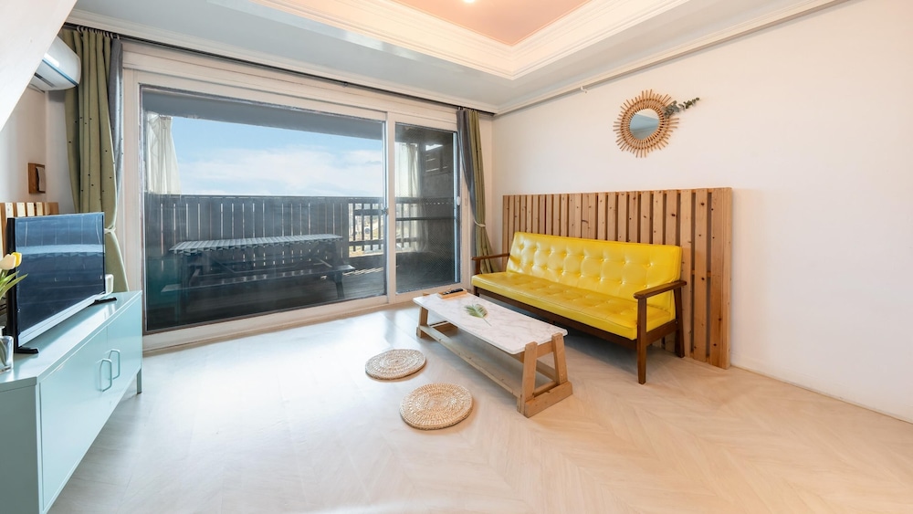 Basic Room, 1 Bedroom (sarang2) - Photo 9