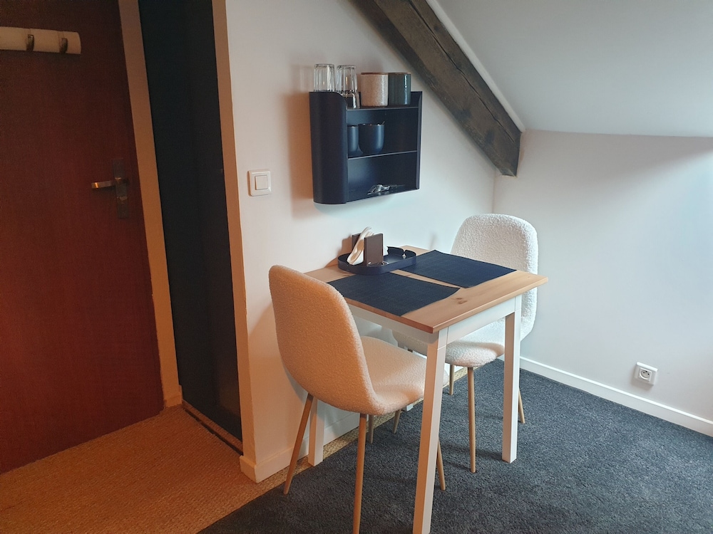 Double Room, Private Bathroom (AIR) photo 2
