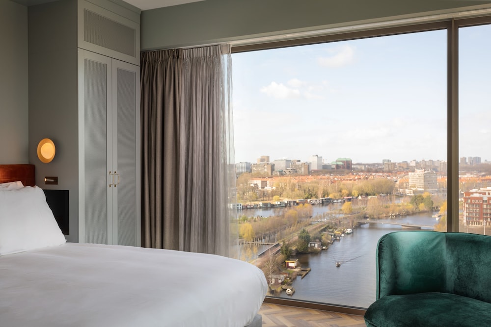Superior Room, Canal View photo 1