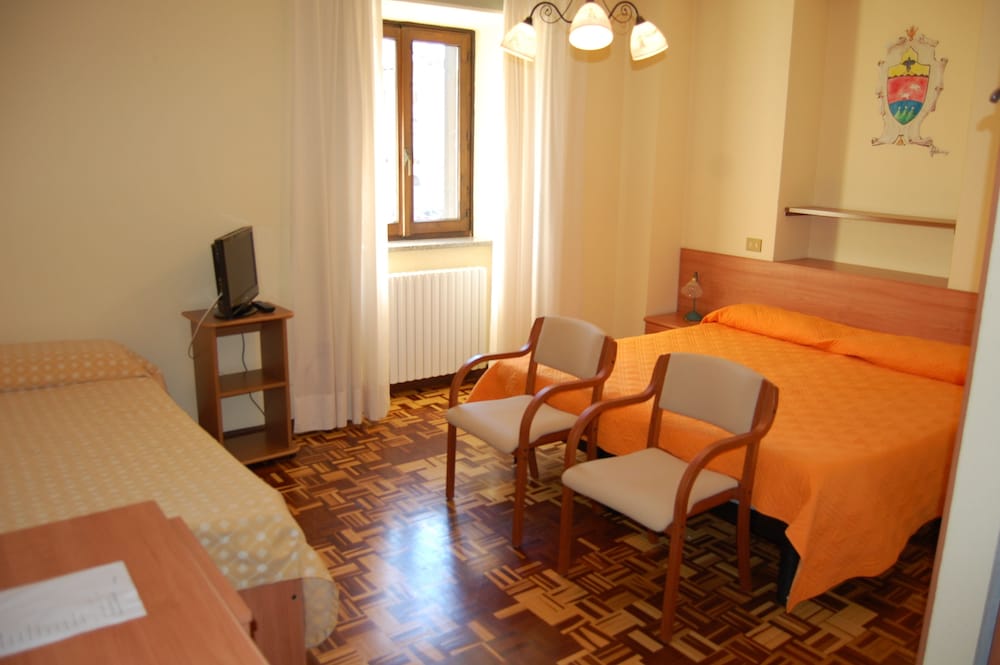 Single Room photo 1