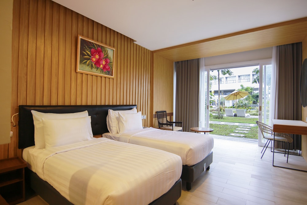 Deluxe Twin Room, 2 Twin Beds (Free Upgrade until 15 November 2023) - Photo 7