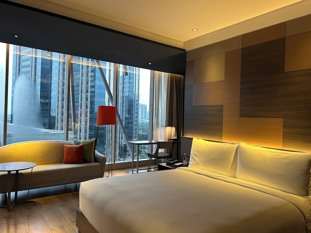Deluxe Double Room, City View