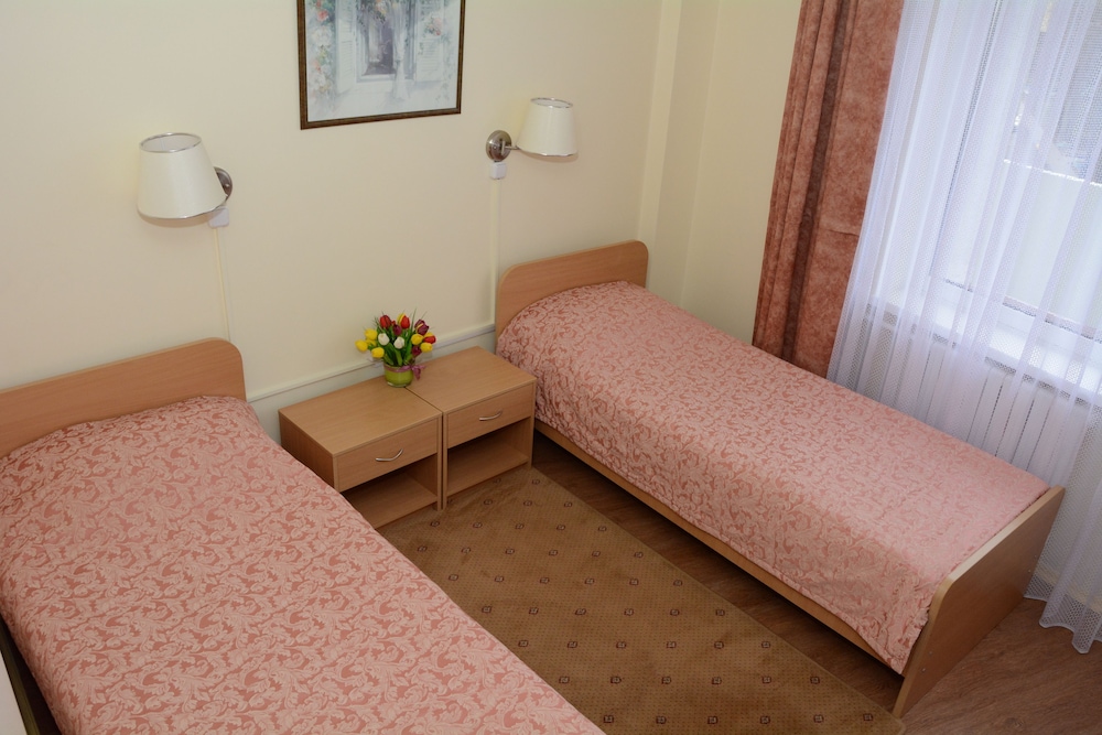 Standard Twin Room photo 2