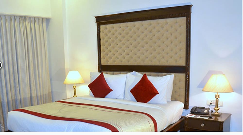 Business Suite photo 3