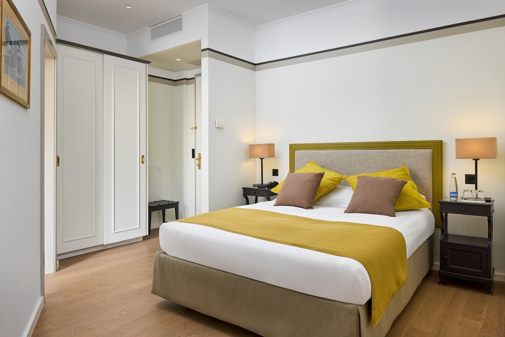 Standard Double Room - Photo 2