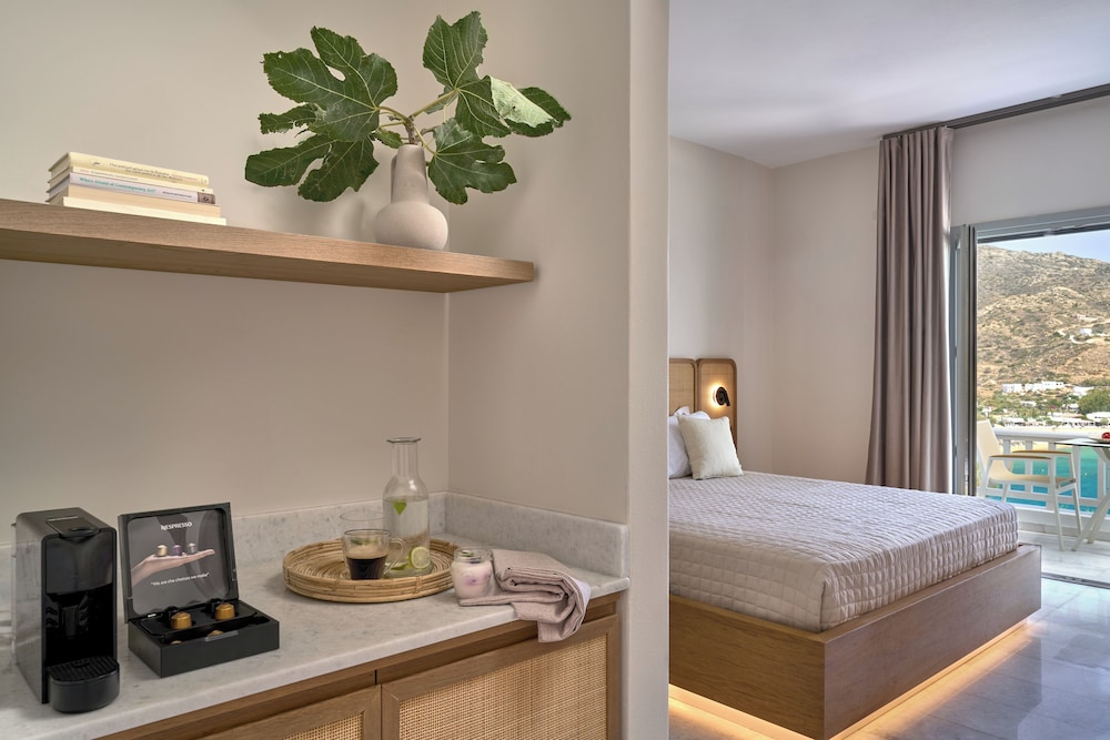 Family Suite, Sea View - Photo 8
