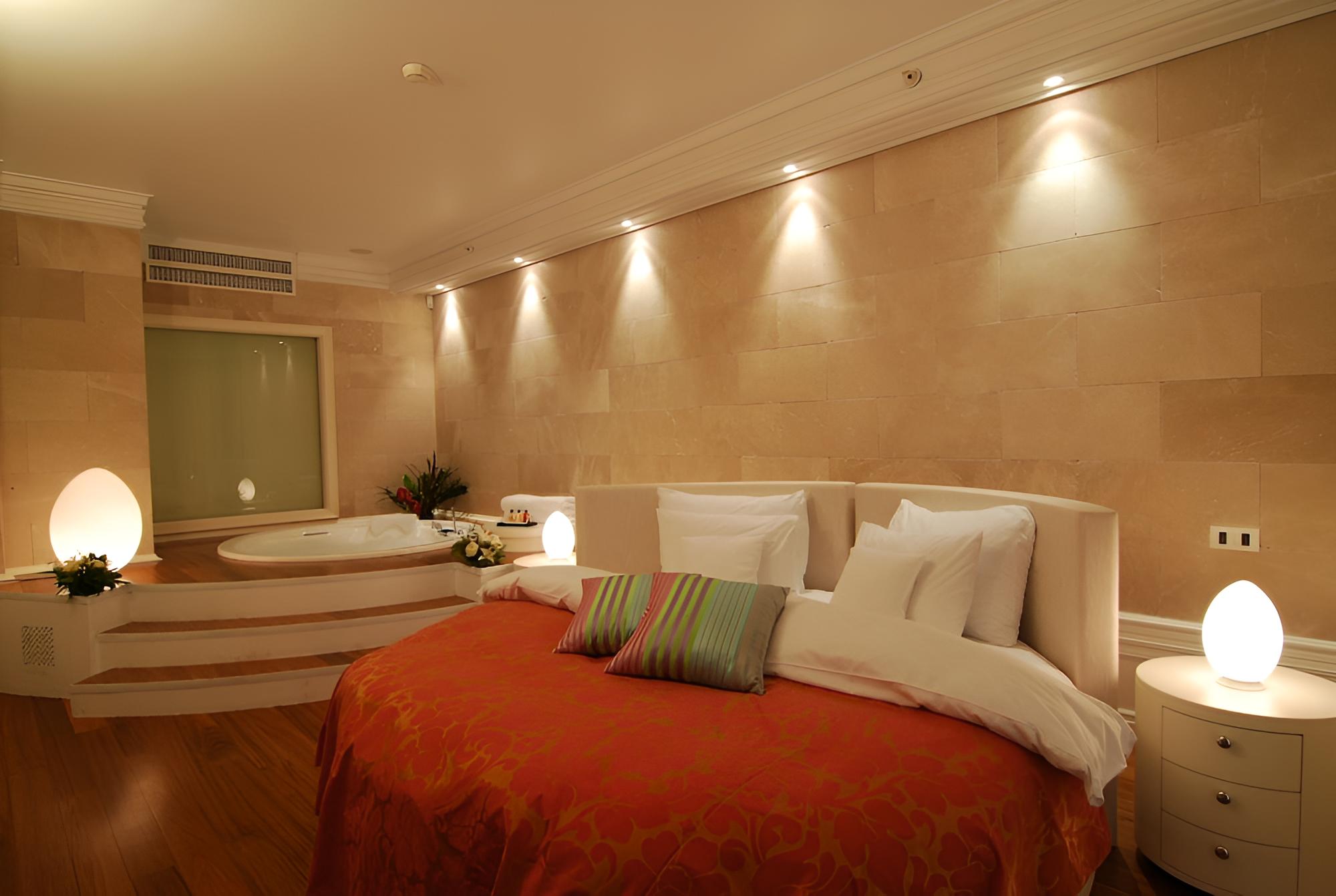 Deluxe Suite (Wellness) - Photo 1