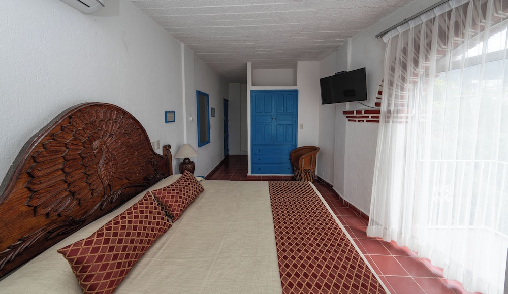 Superior room with balcony city view photo 1