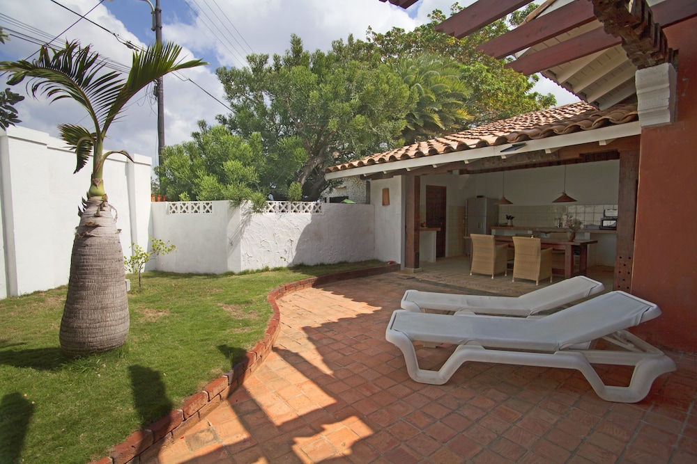 Bungalow, 2 Bedrooms, Garden View photo 2