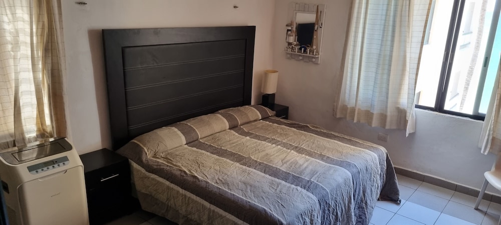 Family Apartment, 3 Bedrooms, Ocean View photo 1