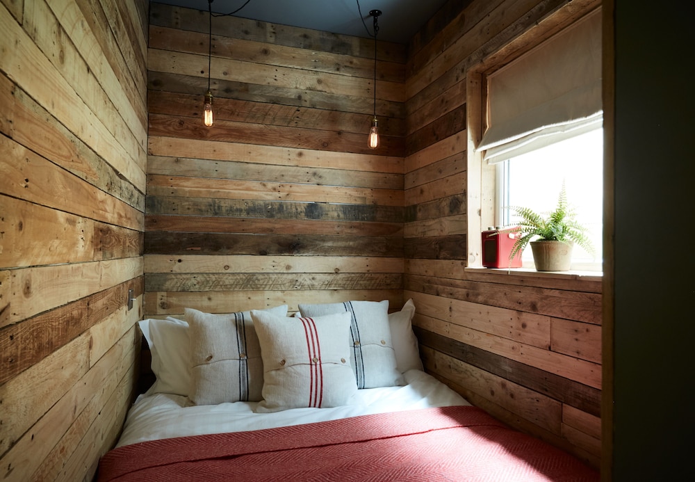 Triple Room, Multiple Beds photo 2