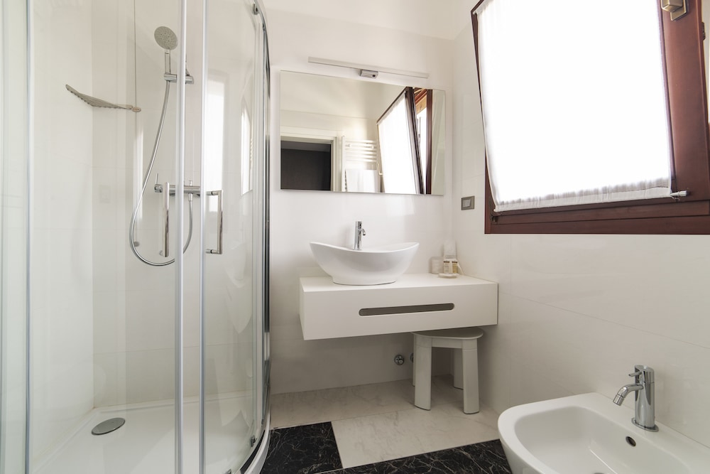 Comfort Double or Twin Room photo 2