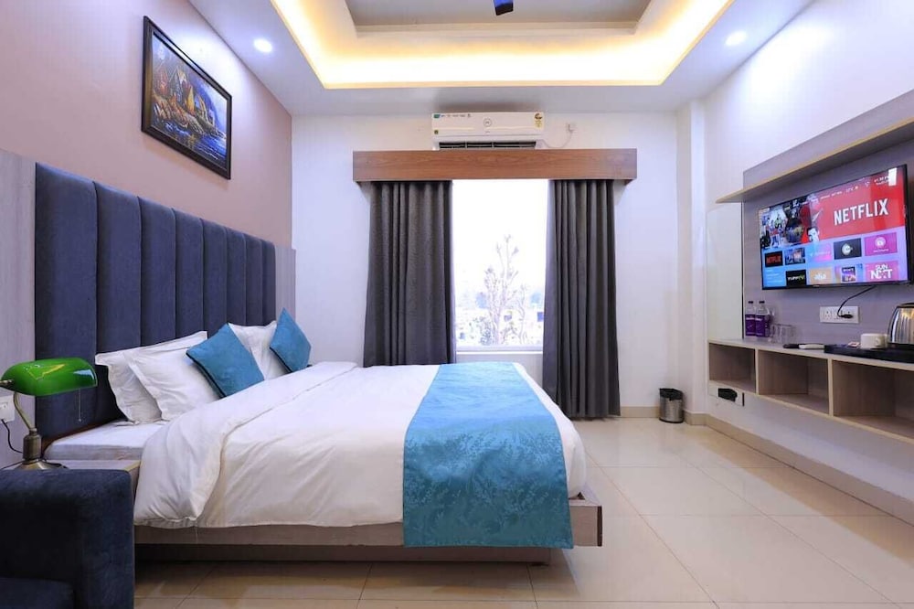 Double Room, Pool View photo 3