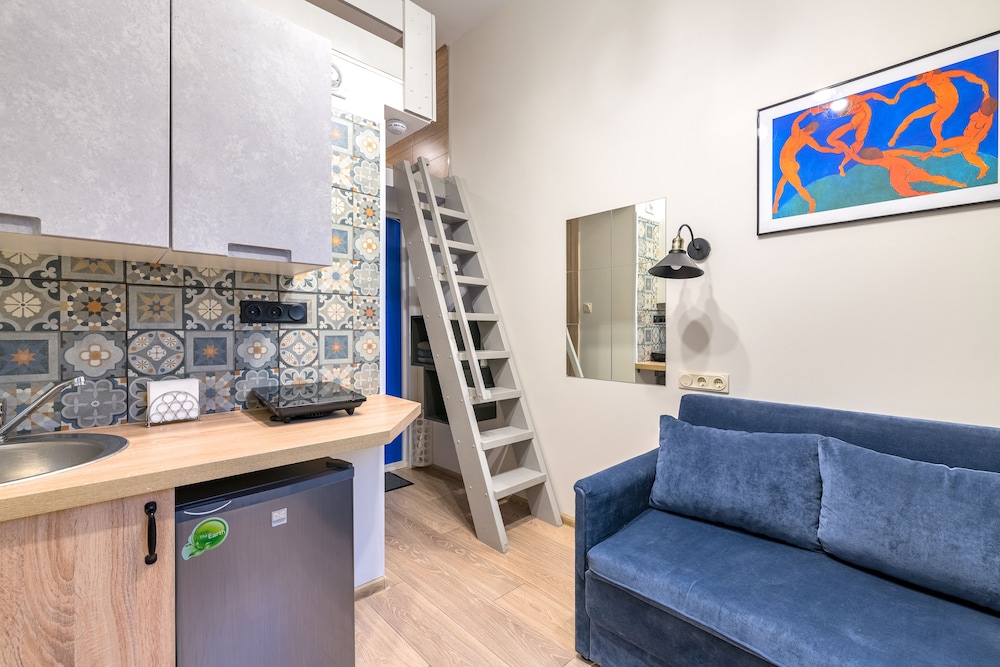 Studio, 1 Double Bed, Kitchenette (Red) photo 1