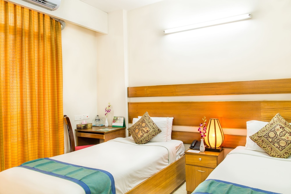 Exclusive Twin Room photo 3