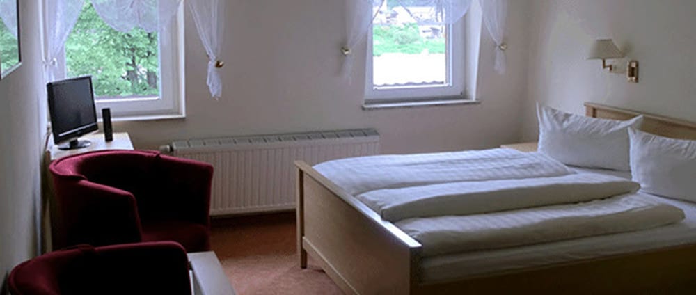 Basic Double Room photo 2
