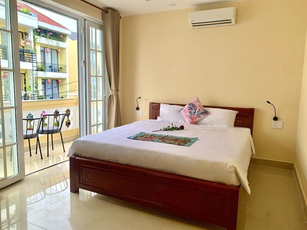 Deluxe Quadruple Room, Balcony, River View