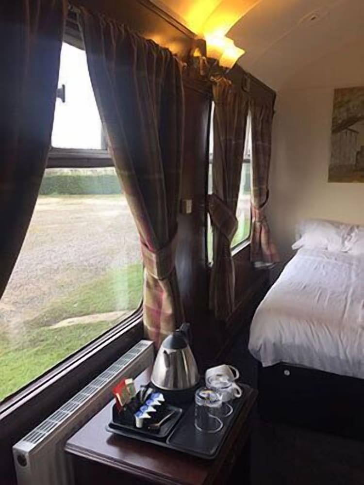 Family Room, Ensuite (Royal Train )