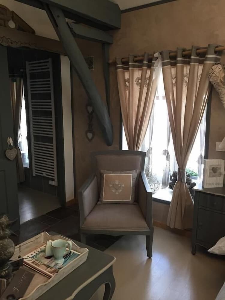 Comfort Double or Twin Room (Amour) - Photo 8