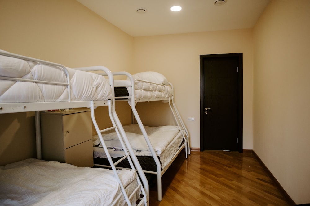 Shared Dormitory, Mixed Dorm (4 people) photo 3