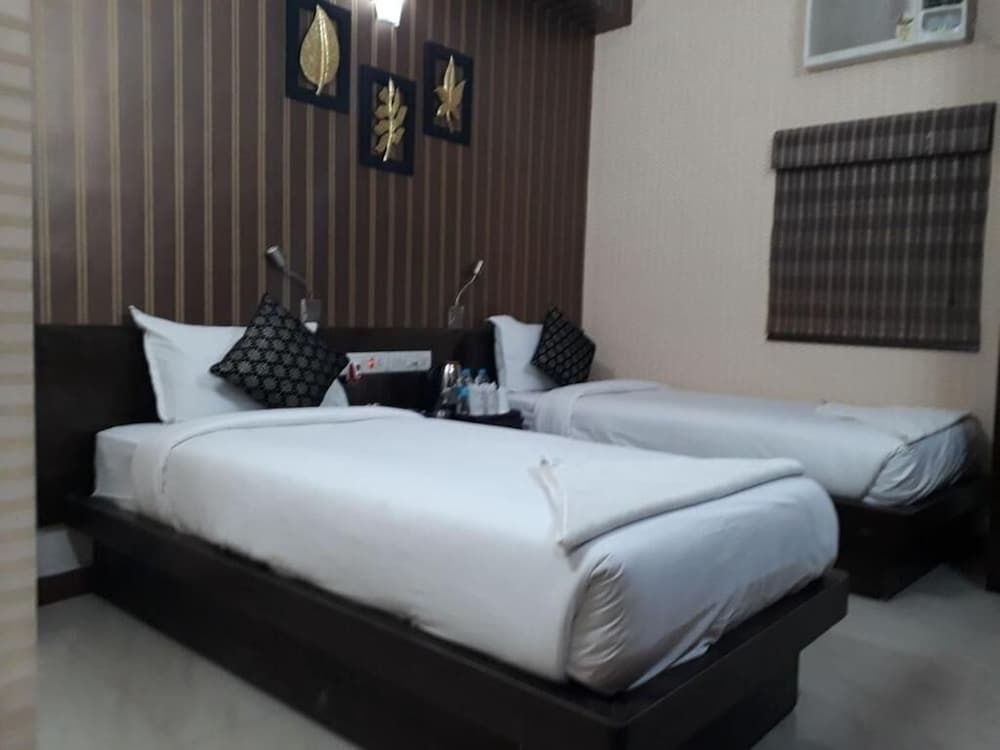 Standard Double or Twin Room, City View