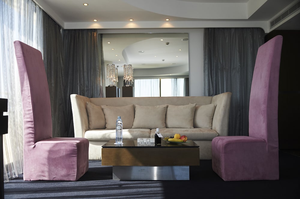 Junior Suite, Sea View - Photo 3
