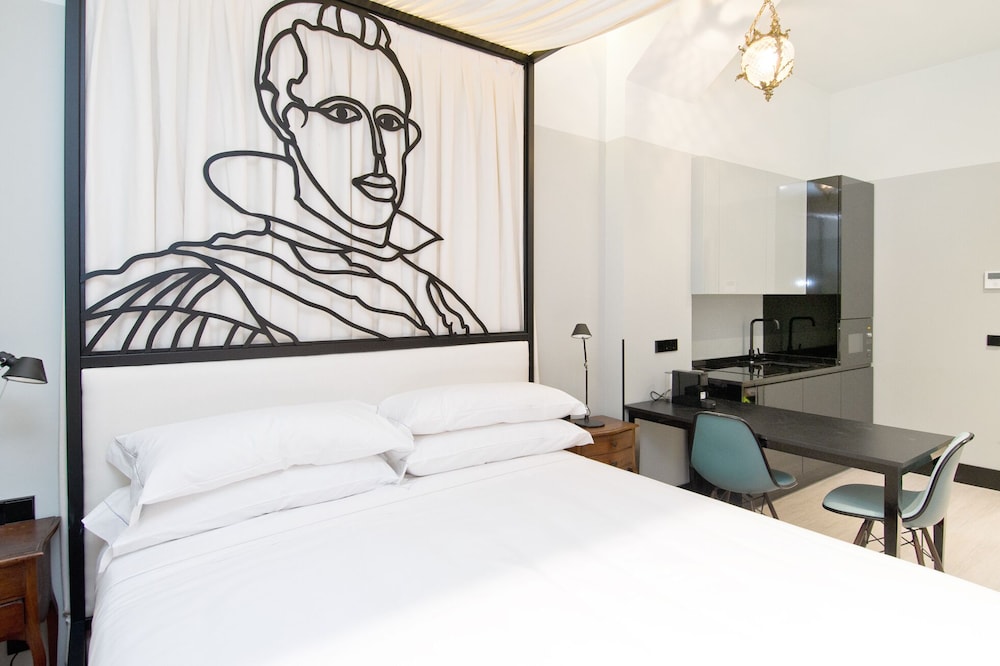 Junior Studio Suite