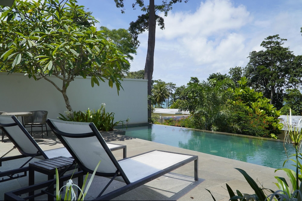 Premium Seaside Pool Villa - Photo 3