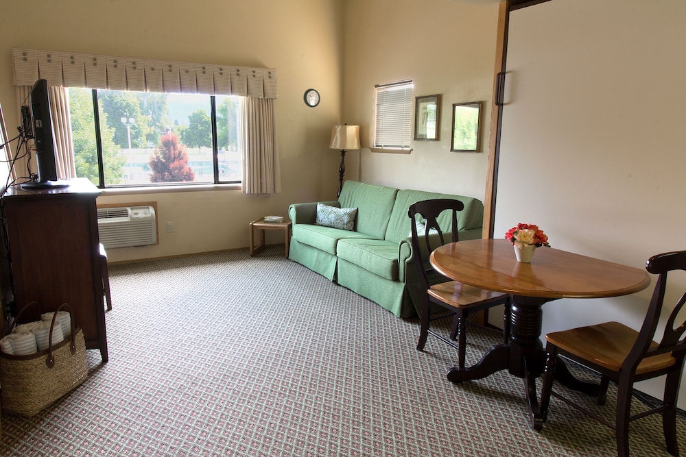 Family Townhome photo 1
