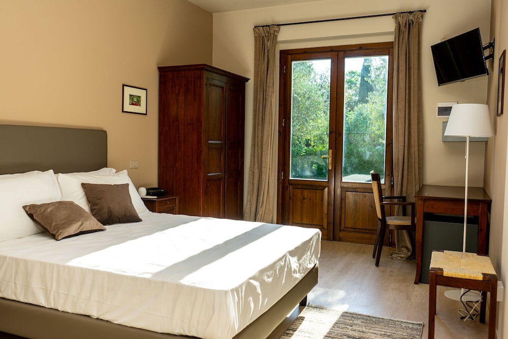 Standard Double Room, Garden View photo 1