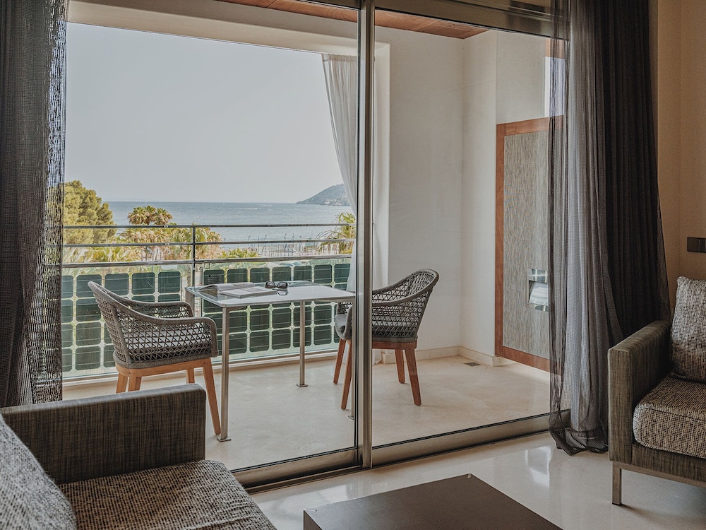 Junior Studio Suite, Terrace, Sea View - Photo 3