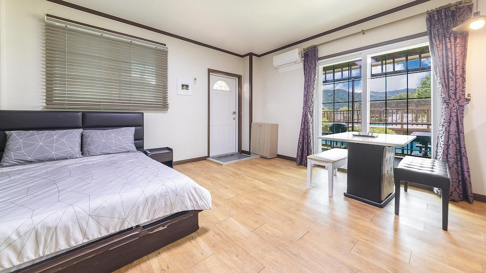 Basic Room, 1 Bedroom (leo)