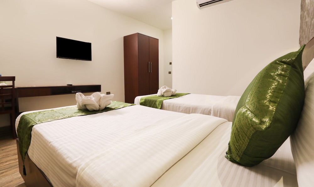 Deluxe Room, Smoking photo 3