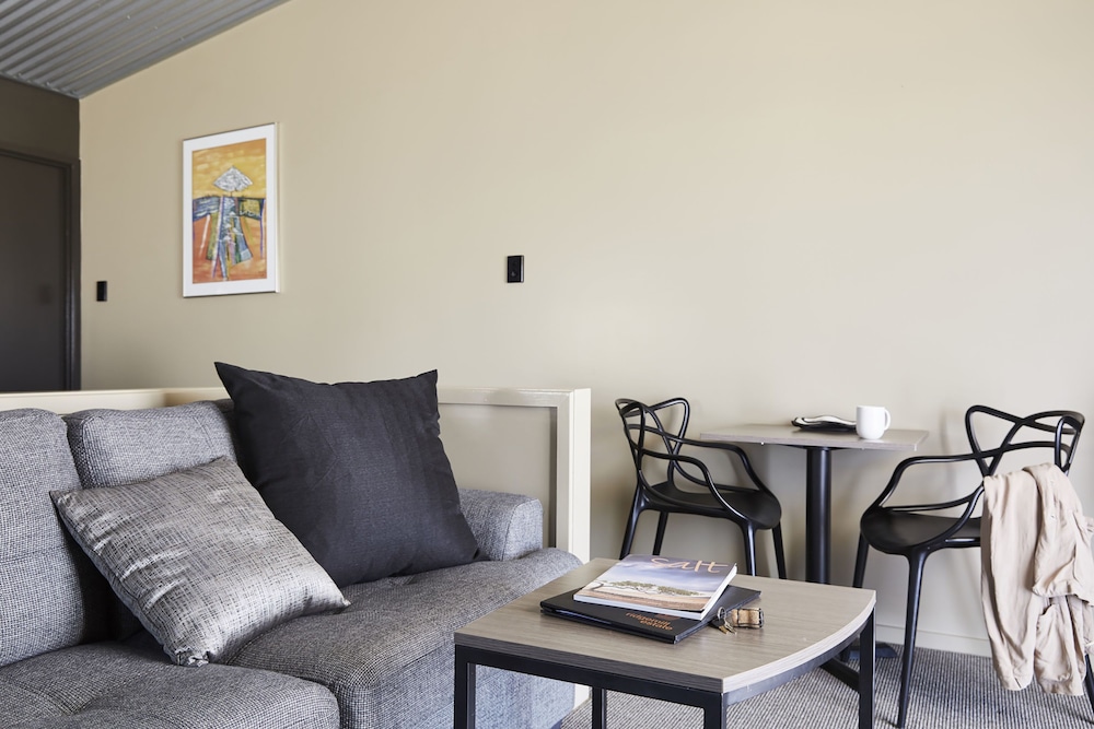 Standard Studio, Non Smoking, Kitchenette (4 nights stay) photo 3