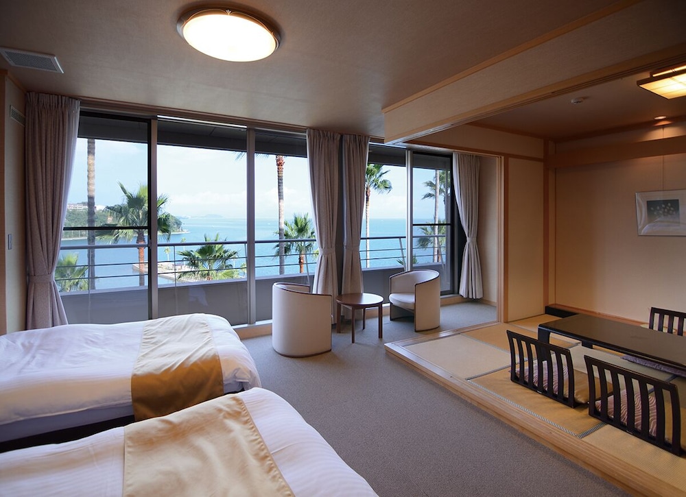 Japanese Western Style Room photo 3
